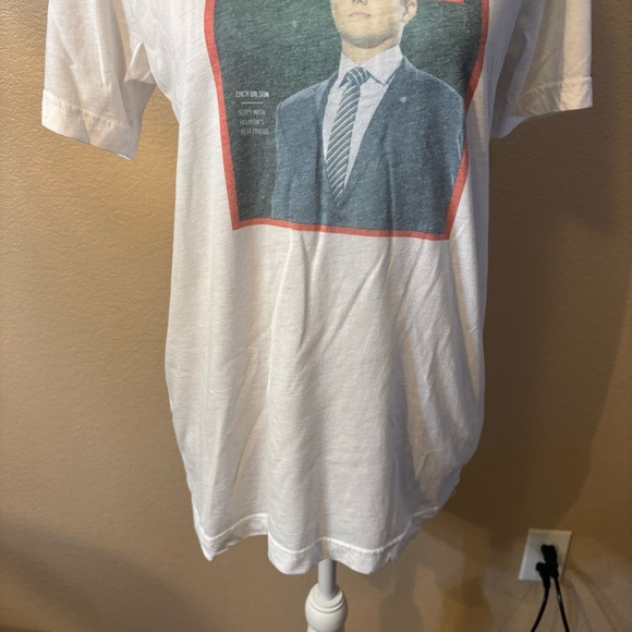 Bella Canvas Tee Medium White Short Sleeve Time Magazine Zach Wilson Faded Print - Picture 4 of 13